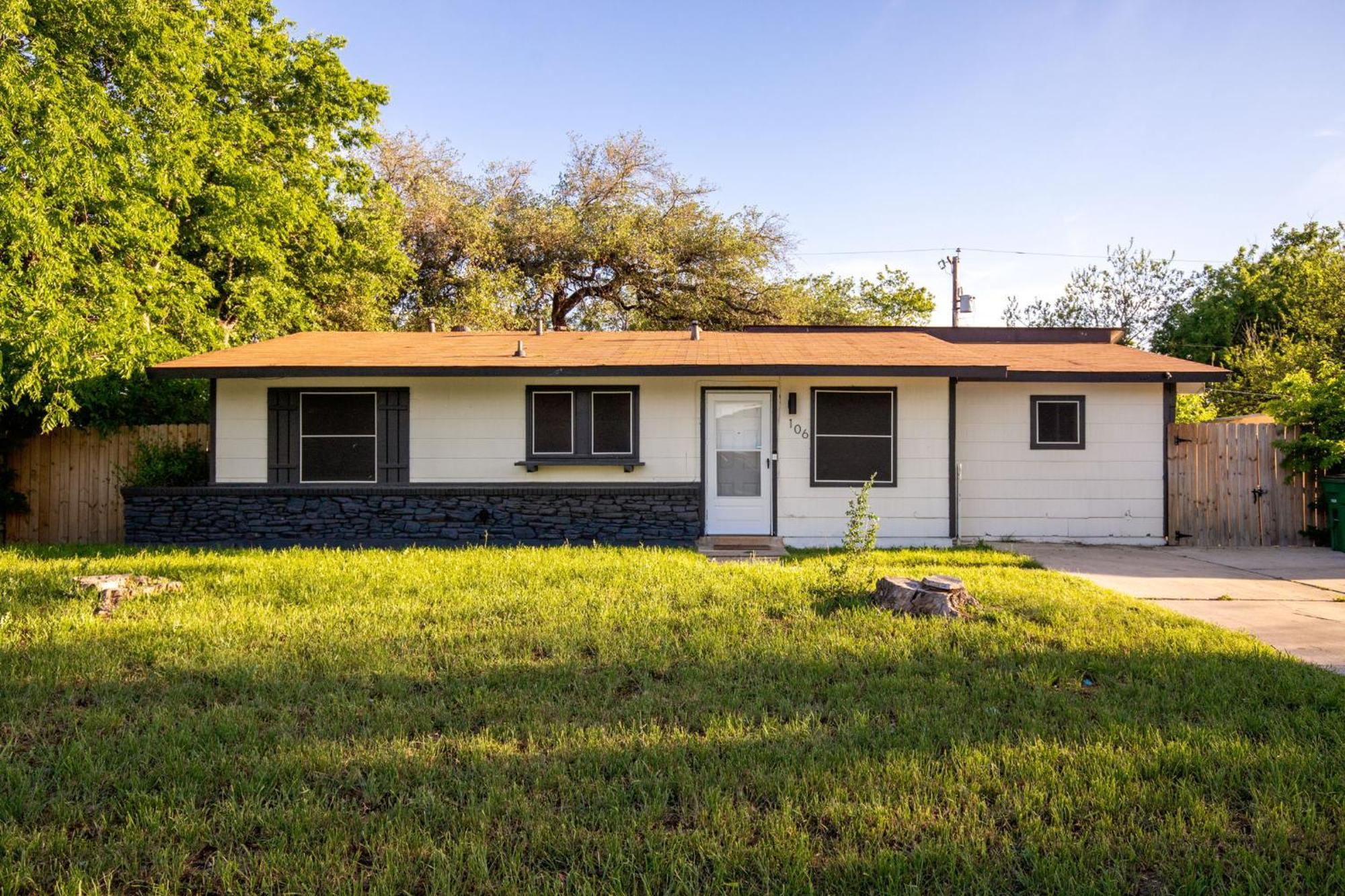Cozy 3 Bedroom With Hot Tub 2 Min Away From Lackland San Antonio Bagian luar foto